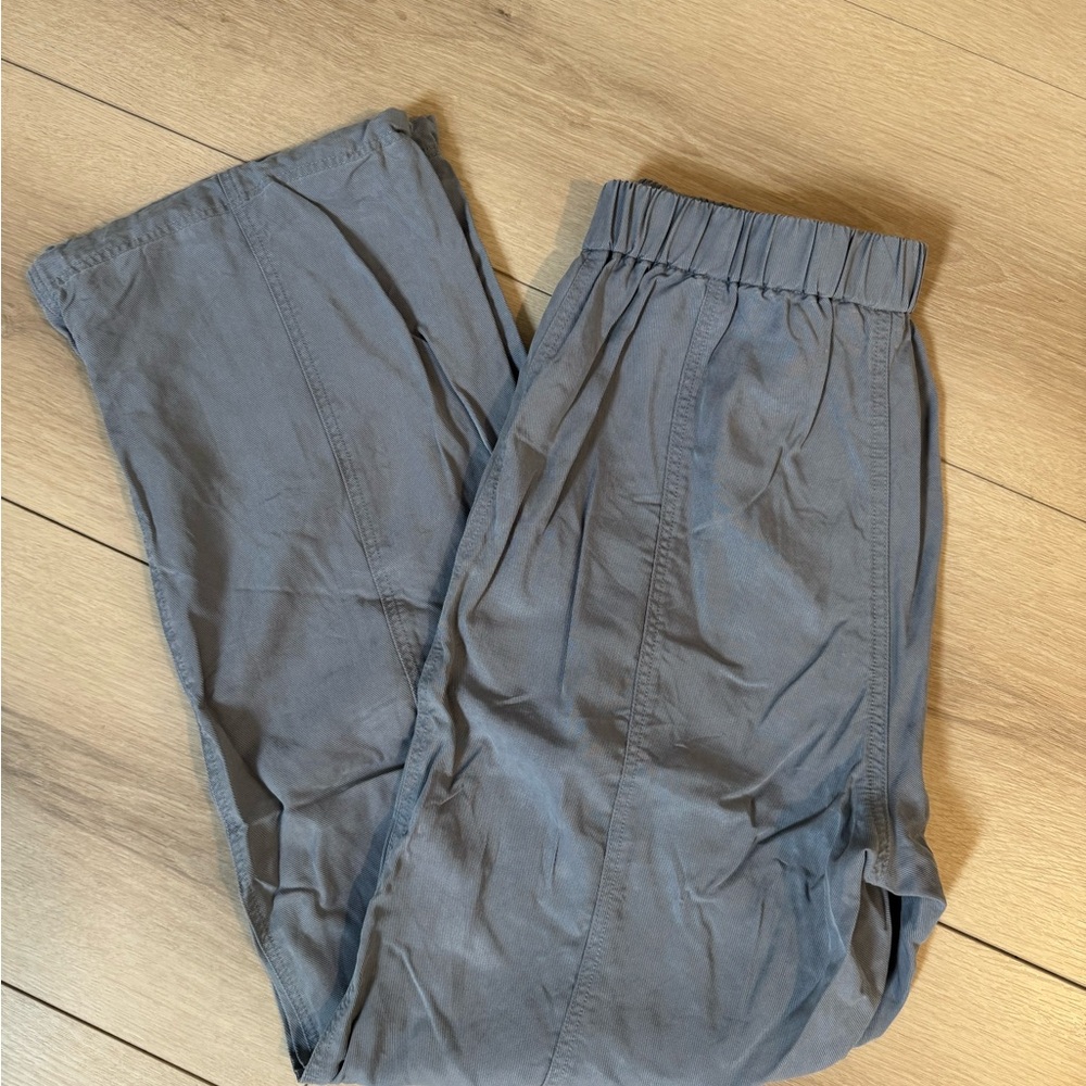 Vuori Gray Trousers with Elastic Waistband